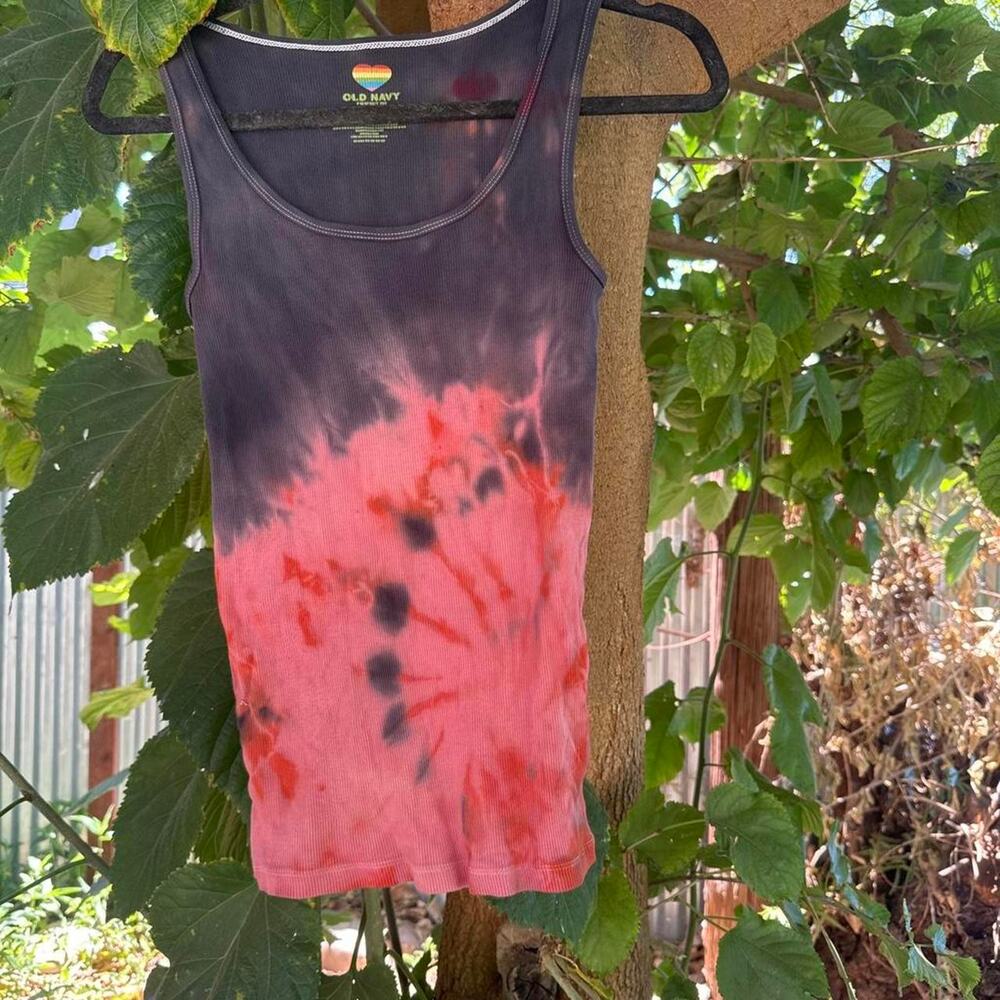 Old navy tie dye tank top